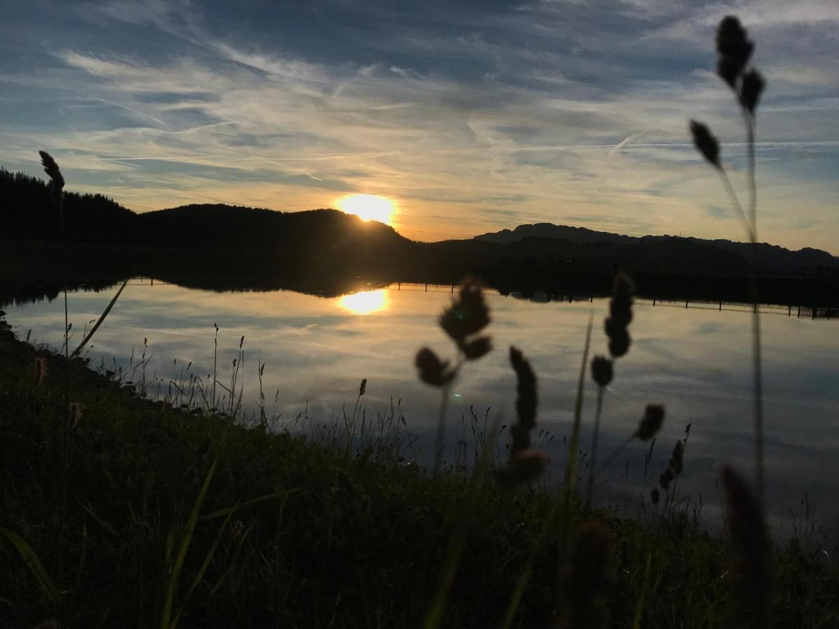 Appartement Lapreski, Spacieux, Proche Lac D'Annecy, Randonnees Montagne Thones Exterior photo